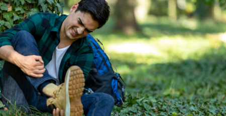 Looking for a foot pain doctor in Midtown Houston? Get expert care for plantar fasciitis, sports injuries, and foot conditions near Bagby Street and Midtown